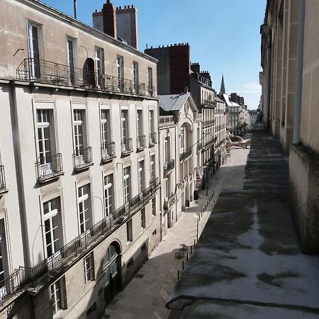 Chambre D'Hotes La Grotte De Voltaire Nantes Exterior photo