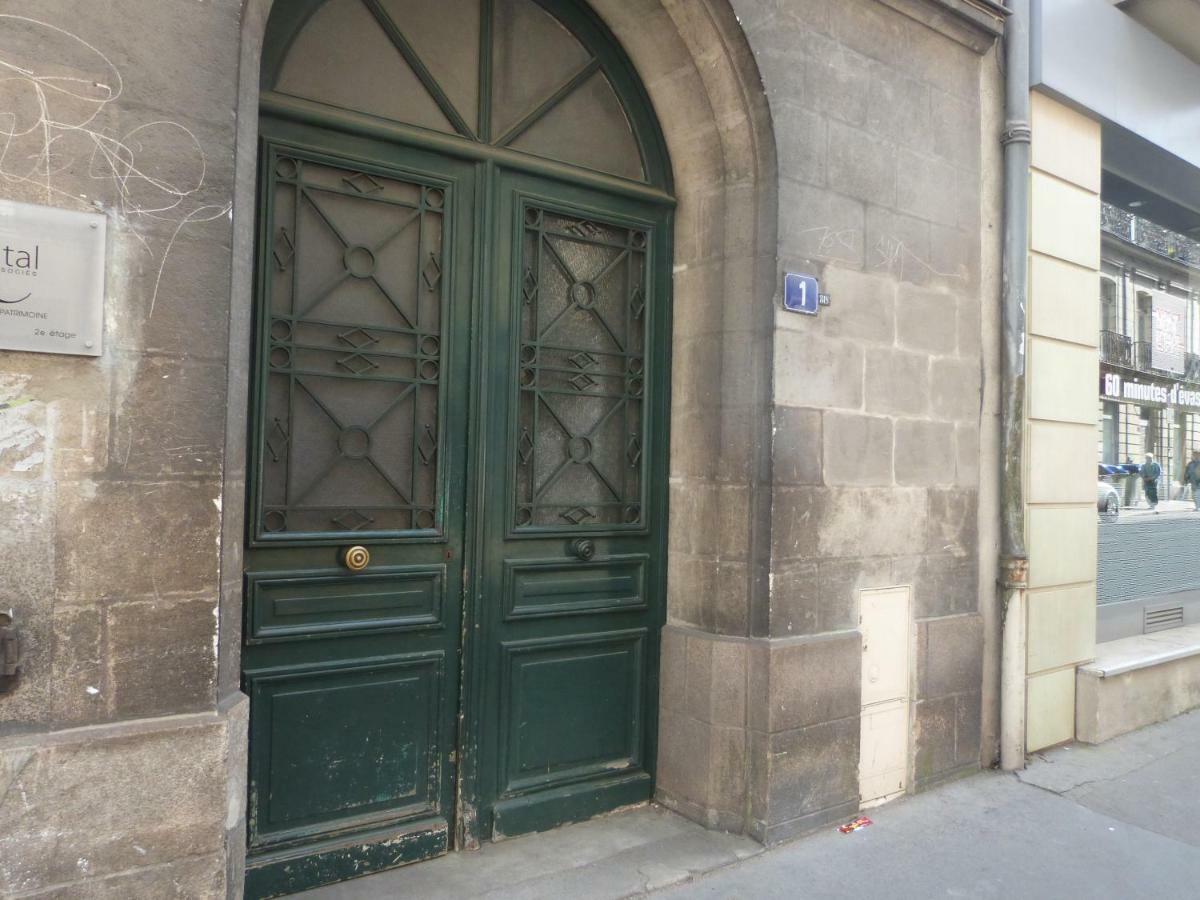 Chambre D'Hotes La Grotte De Voltaire Nantes Exterior photo